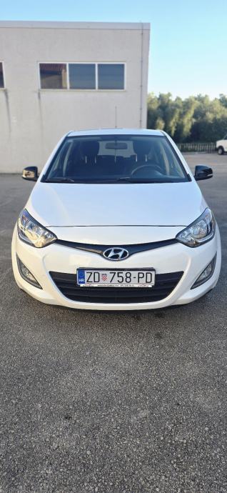 Hyundai i20 1.2, 12/2014, 240tkm, 63kw, reg. 10/2027, fotografija 3