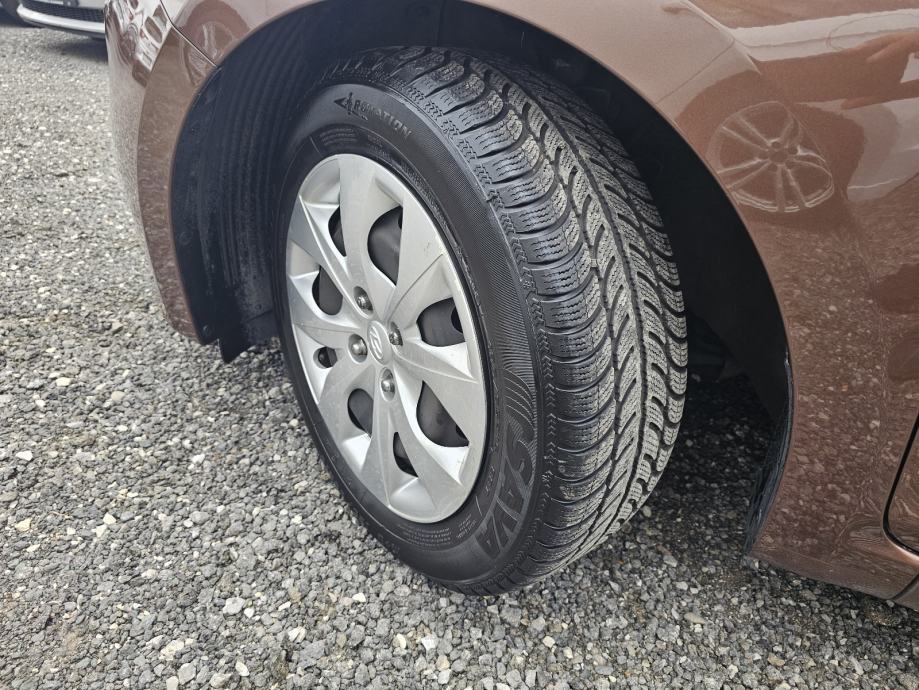 *HYUNDAI*I20*1.2*BENZIN*PREMIUM*GO*KLIMA*PDC*TOP*STANJE*SERVISNA*ZG*, fotografija 10