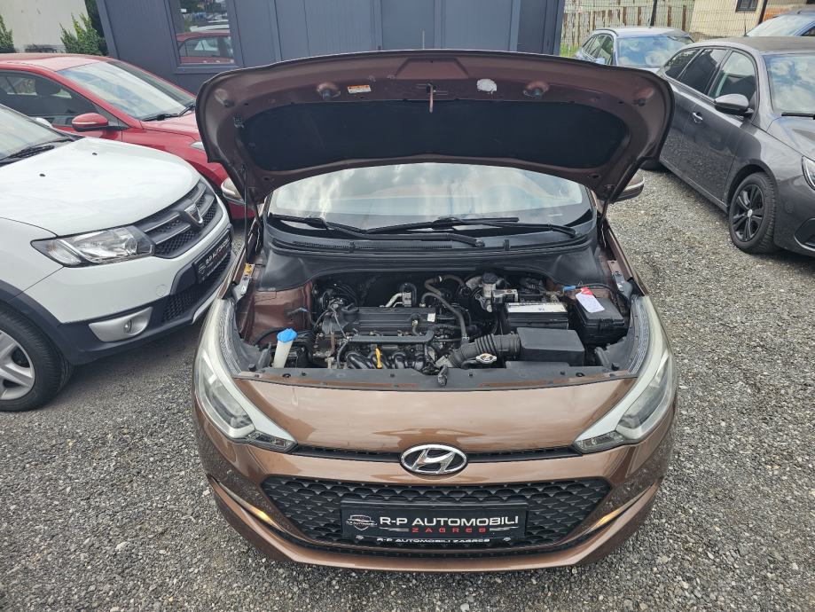 *HYUNDAI*I20*1.2*BENZIN*PREMIUM*GO*KLIMA*PDC*TOP*STANJE*SERVISNA*ZG*, fotografija 11