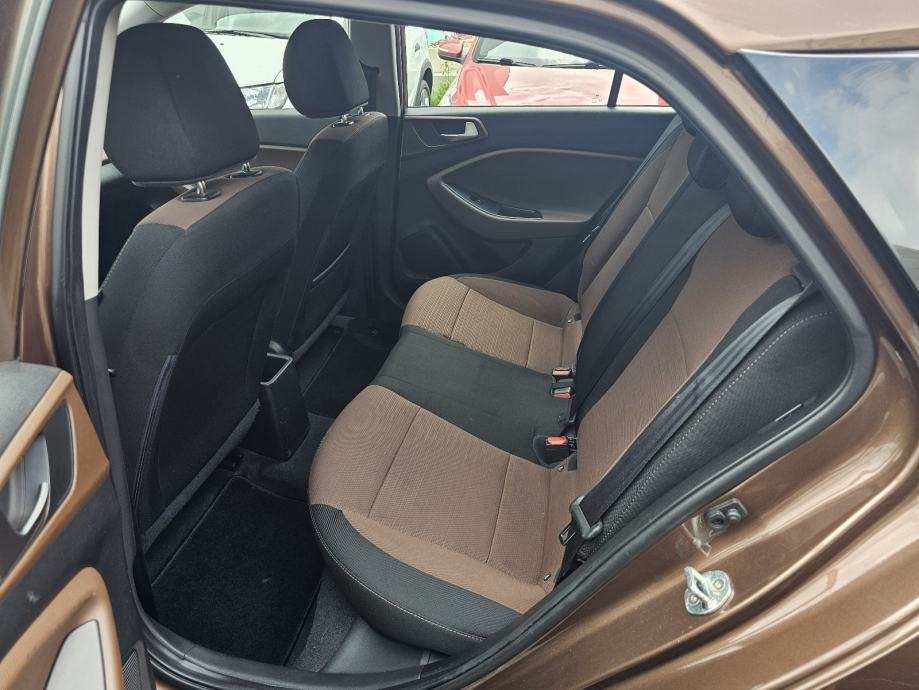 *HYUNDAI*I20*1.2*BENZIN*PREMIUM*GO*KLIMA*PDC*TOP*STANJE*SERVISNA*ZG*, fotografija 16