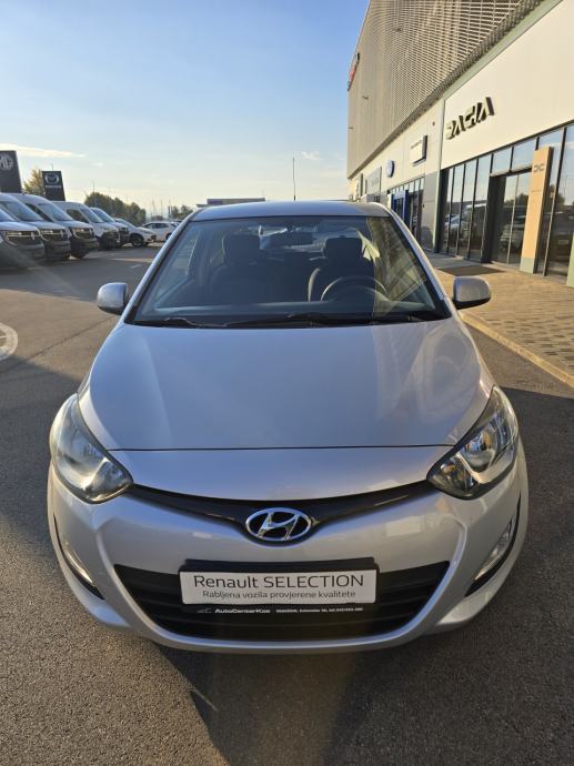 Hyundai i20 1,2 iStart, fotografija 4