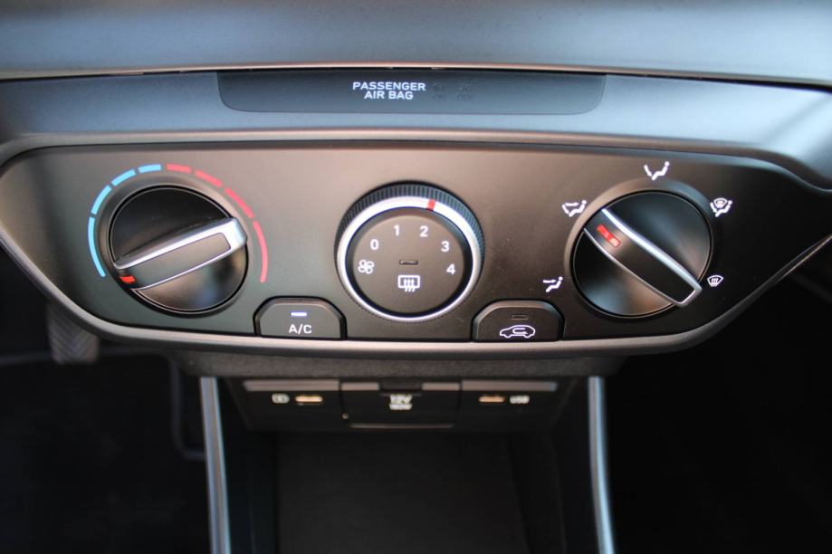 Hyundai I20 1.2, fotografija 16
