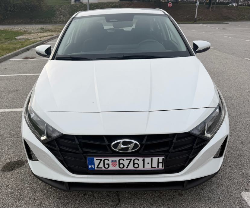 Hyundai i20 1,2, fotografija 4