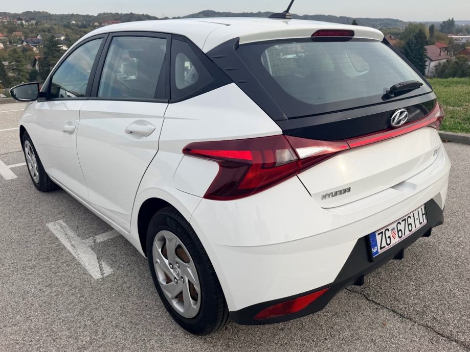Hyundai i20 1,2, fotografija 17