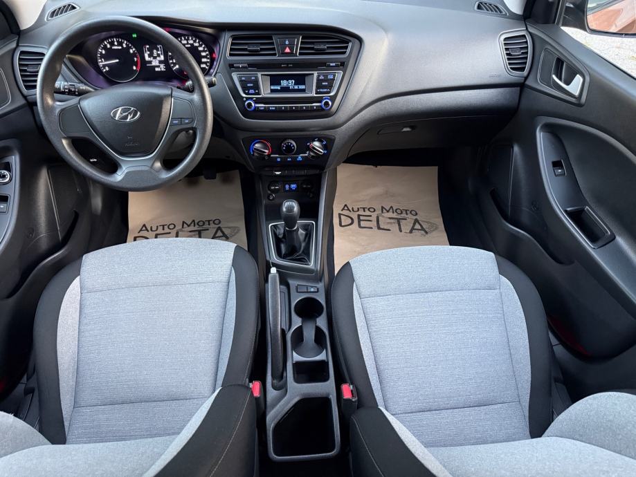 Hyundai i20 1,25-PRVI VLASNIK-86 000 km, fotografija 17