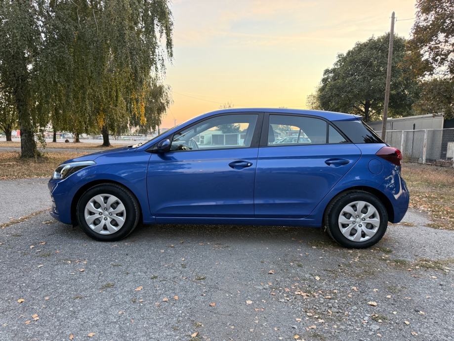 Hyundai i20 1,25, fotografija 2