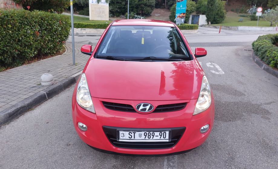 Hyundai i20 1,4 CRDi-- DIZEL-, fotografija 2