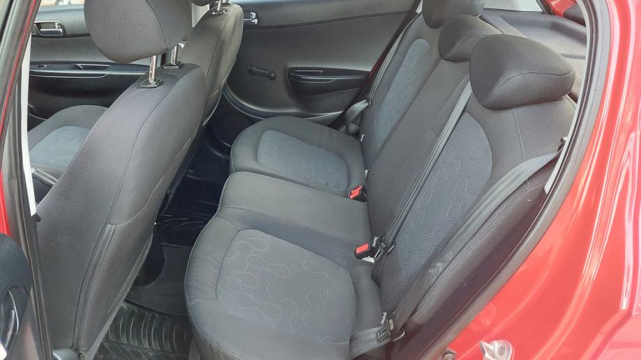 Hyundai i20 1,4 CRDi-- DIZEL-, fotografija 19