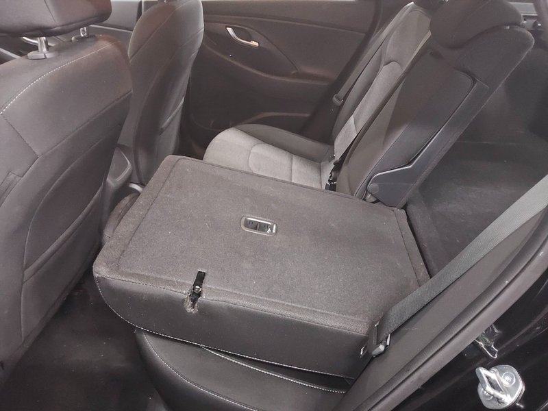 Hyundai i30 1.0 T-GDI Trend automatik • bežično punjenje • automatska, fotografija 12