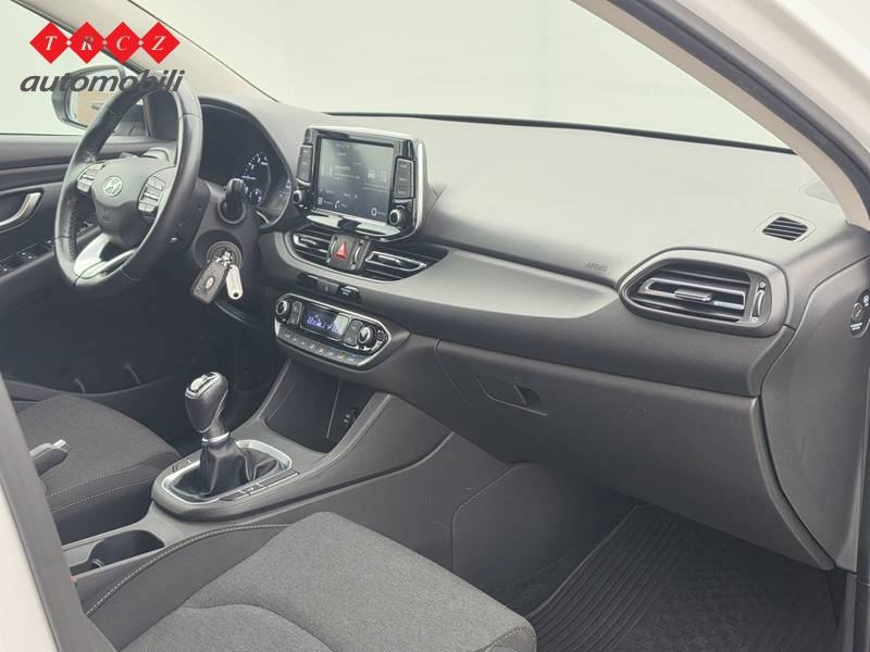 HYUNDAI I30 1.0 TGDI CW, fotografija 6