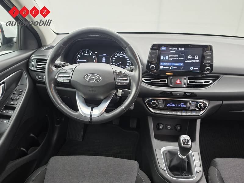 HYUNDAI I30 1.0 TGDI CW, fotografija 9