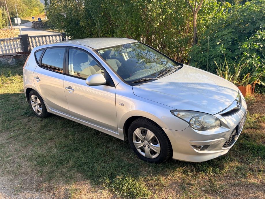 Hyundai i30 1,4 16V, fotografija 4