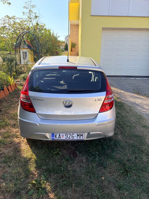 Hyundai i30 1,4 16V, fotografija 5