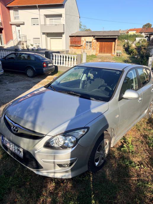 Hyundai i30 1,4 16V, fotografija 2
