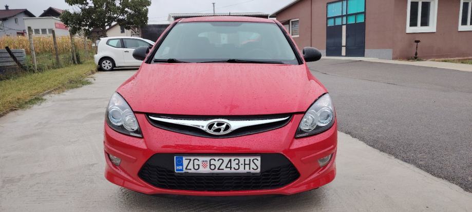 Hyundai i30 1,4 16V, fotografija 14