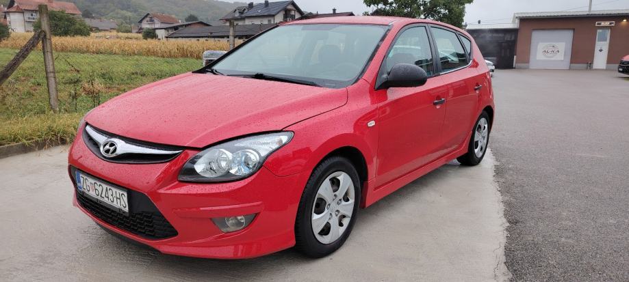 Hyundai i30 1,4 16V, fotografija 6