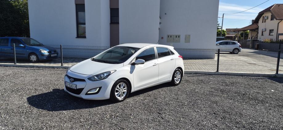 Hyundai i30 1,4 CRDi//Model 2013❗️Samo 168tkm//Max oprema//, fotografija 2