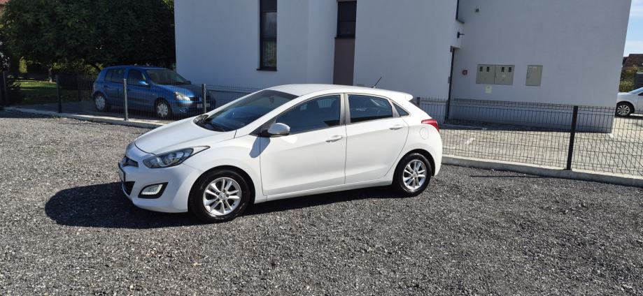 Hyundai i30 1,4 CRDi//Model 2013❗️Samo 168tkm//Max oprema//, fotografija 3