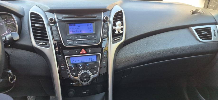 Hyundai i30 1,4 CRDi//Model 2013❗️Samo 168tkm//Max oprema//, fotografija 15