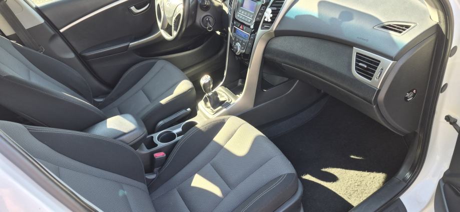 Hyundai i30 1,4 CRDi//Model 2013❗️Samo 168tkm//Max oprema//, fotografija 12