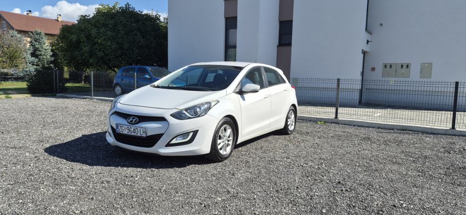Hyundai i30 1,4 CRDi//Model 2013❗️Samo 168tkm//Max oprema//, fotografija 10