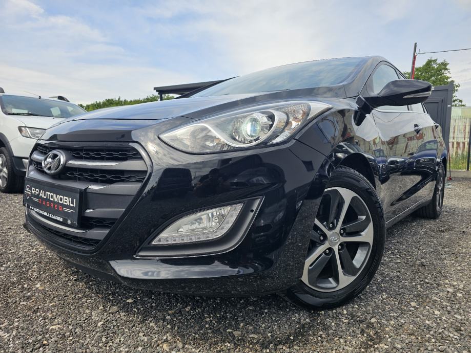 *HYUNDAI*I30*1.4*CRDI*PREMIUM*LED*NAVI*ALU*FUL*TOP*STANJE*SERVISNA*ZG*, fotografija 9