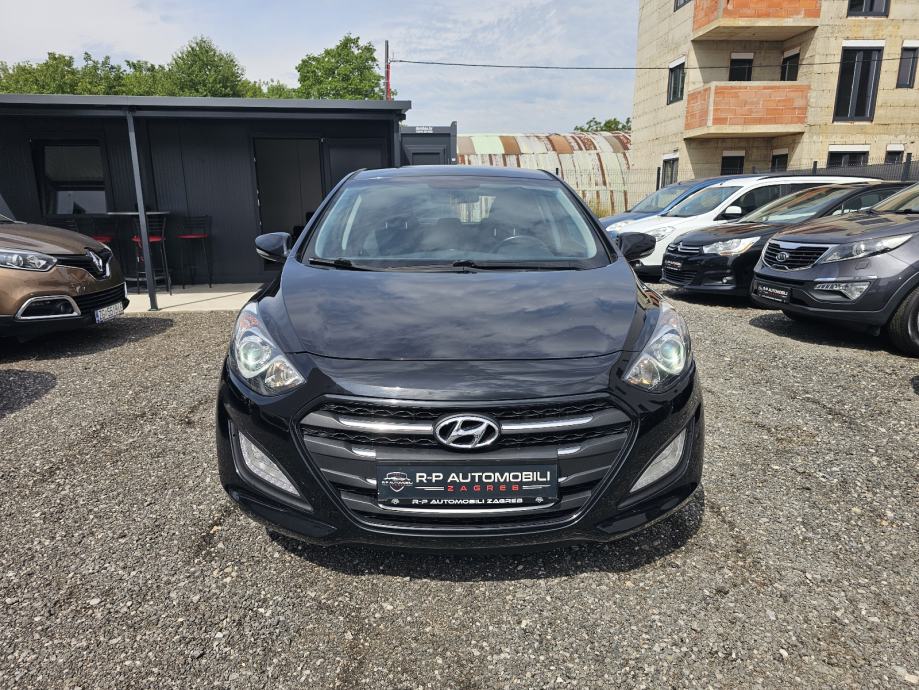 *HYUNDAI*I30*1.4*CRDI*PREMIUM*LED*NAVI*ALU*FUL*TOP*STANJE*SERVISNA*ZG*, fotografija 2