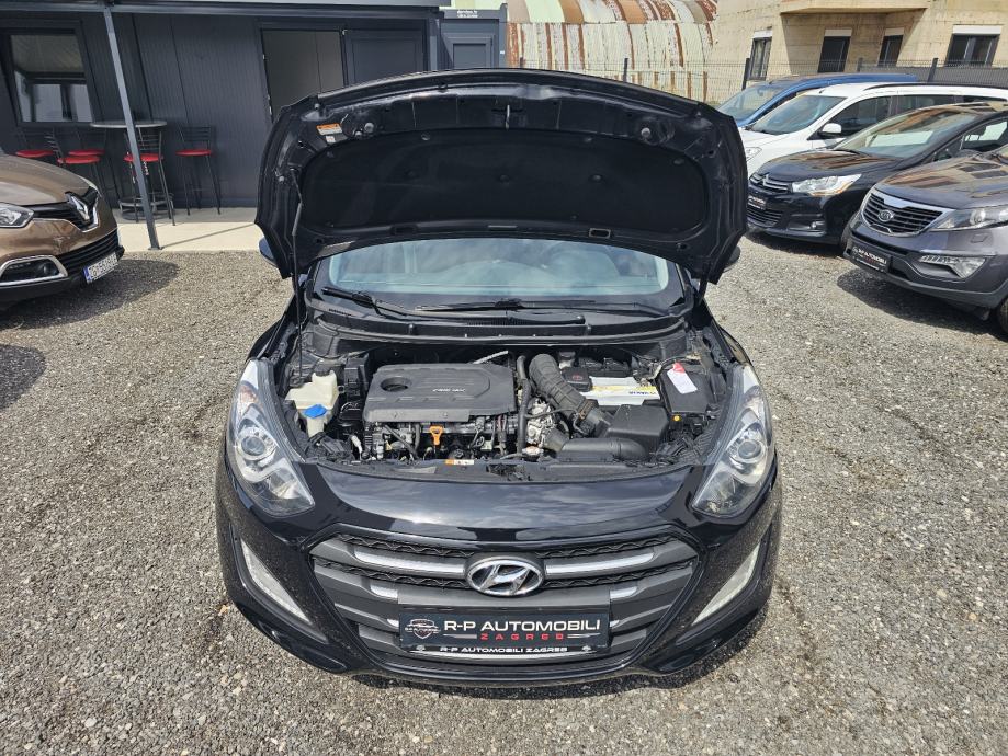 *HYUNDAI*I30*1.4*CRDI*PREMIUM*LED*NAVI*ALU*FUL*TOP*STANJE*SERVISNA*ZG*, fotografija 12