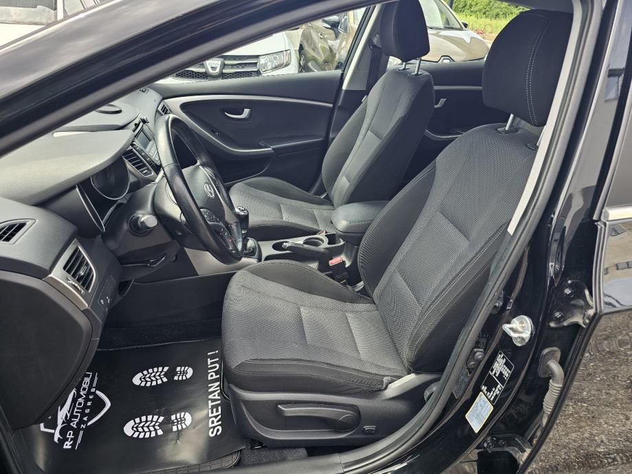 *HYUNDAI*I30*1.4*CRDI*PREMIUM*LED*NAVI*ALU*FUL*TOP*STANJE*SERVISNA*ZG*, fotografija 15