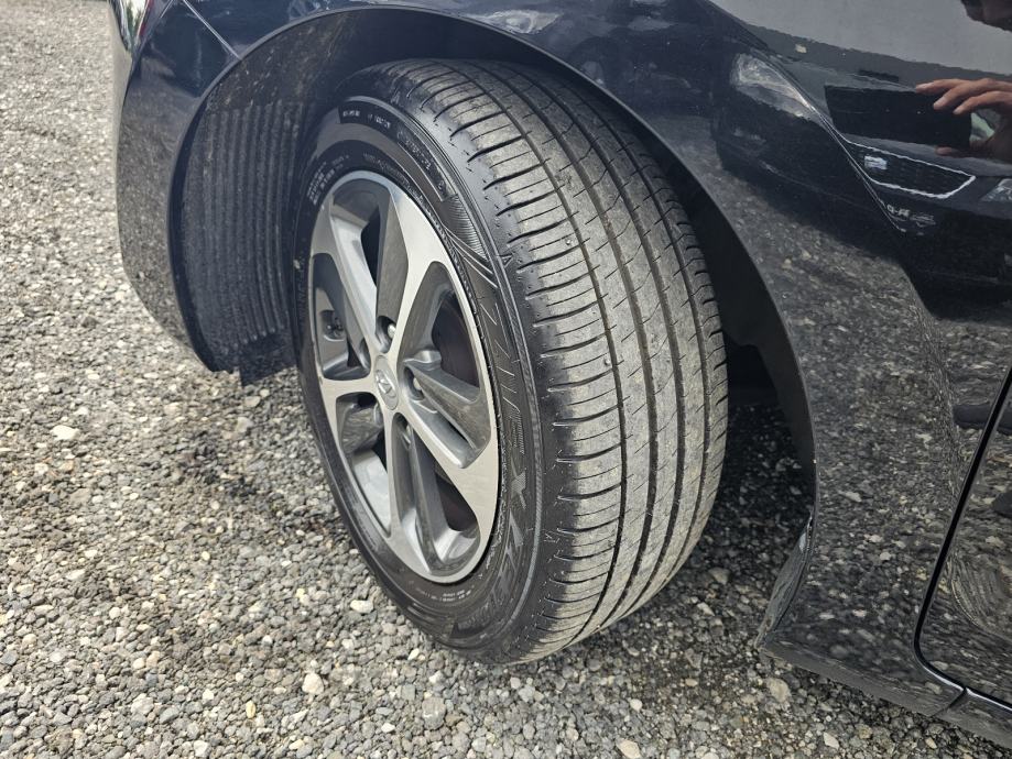 *HYUNDAI*I30*1.4*CRDI*PREMIUM*LED*NAVI*ALU*FUL*TOP*STANJE*SERVISNA*ZG*, fotografija 11