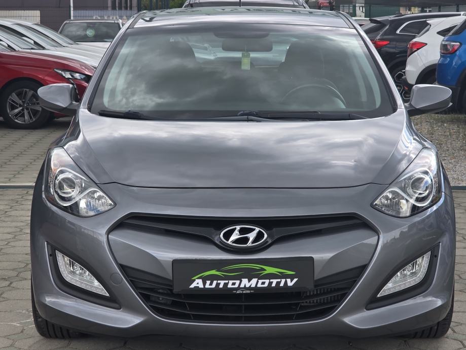 HYUNDAI i30 1.4 CRDi - ***SERVISNA+SERVIS- KLIMATRONIK - ALU FELGE***, fotografija 3