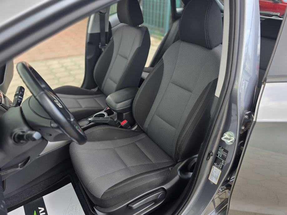 HYUNDAI i30 1.4 CRDi - ***SERVISNA+SERVIS- KLIMATRONIK - ALU FELGE***, fotografija 14