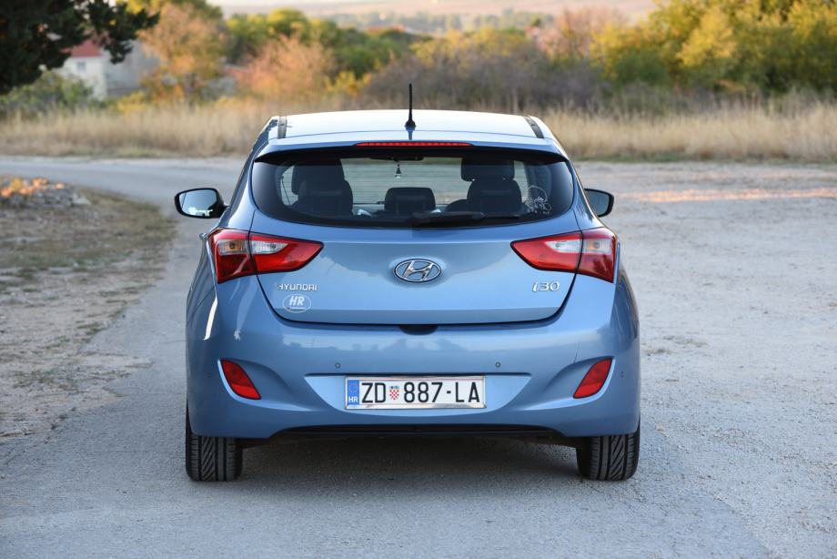 Hyundai i30 1.4 crdi, fotografija 4