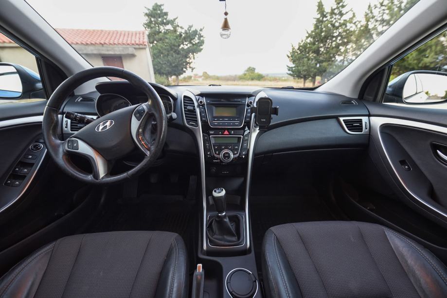 Hyundai i30 1.4 crdi, fotografija 19