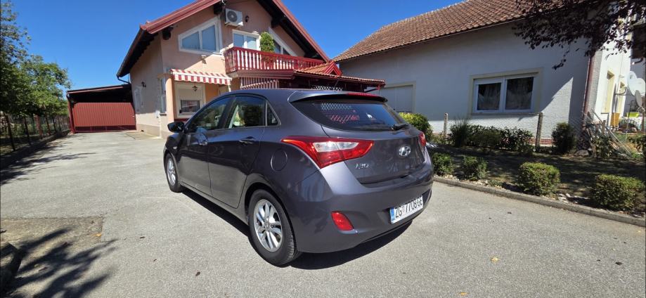 Hyundai i30 1,4 CRDi, fotografija 4