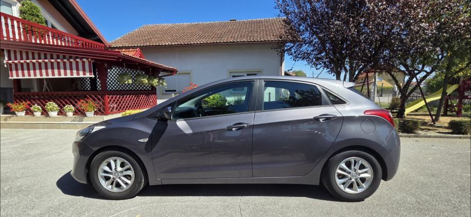 Hyundai i30 1,4 CRDi, fotografija 3