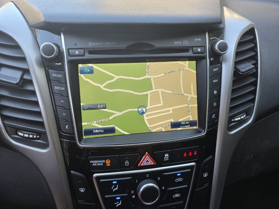 Hyundai i30 1,4 CRDi, fotografija 13