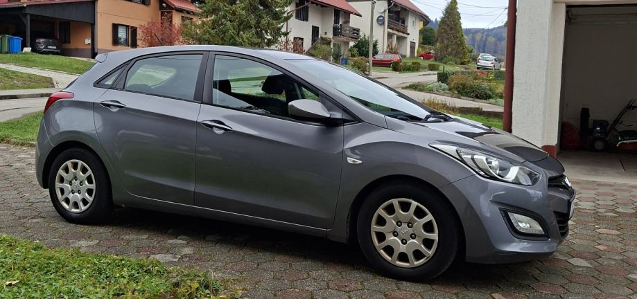 Hyundai i30 1,4 CRDi, fotografija 6