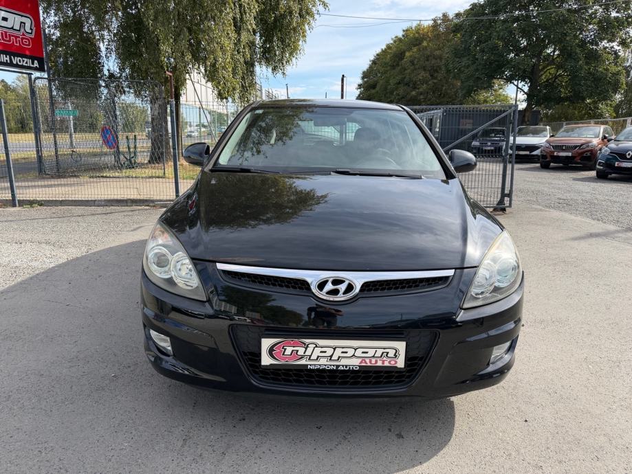 Hyundai i30 1,4 KLIMA - HR. AUTO - AUTOKREDIT, fotografija 2