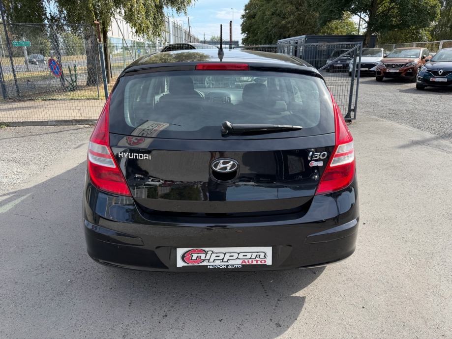 Hyundai i30 1,4 KLIMA - HR. AUTO - AUTOKREDIT, fotografija 5