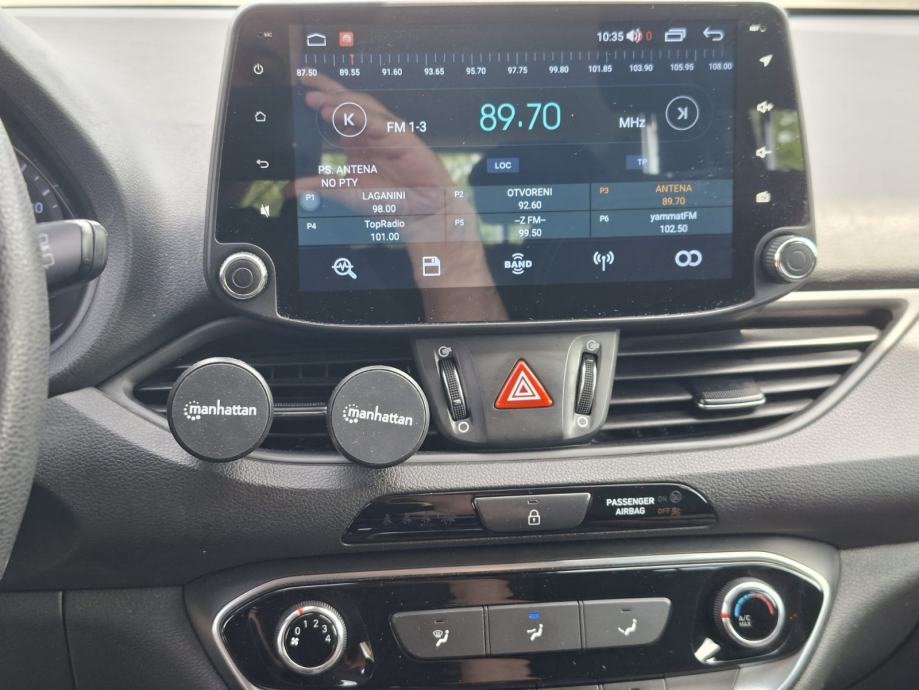Hyundai i30 1,4 MPI, fotografija 11