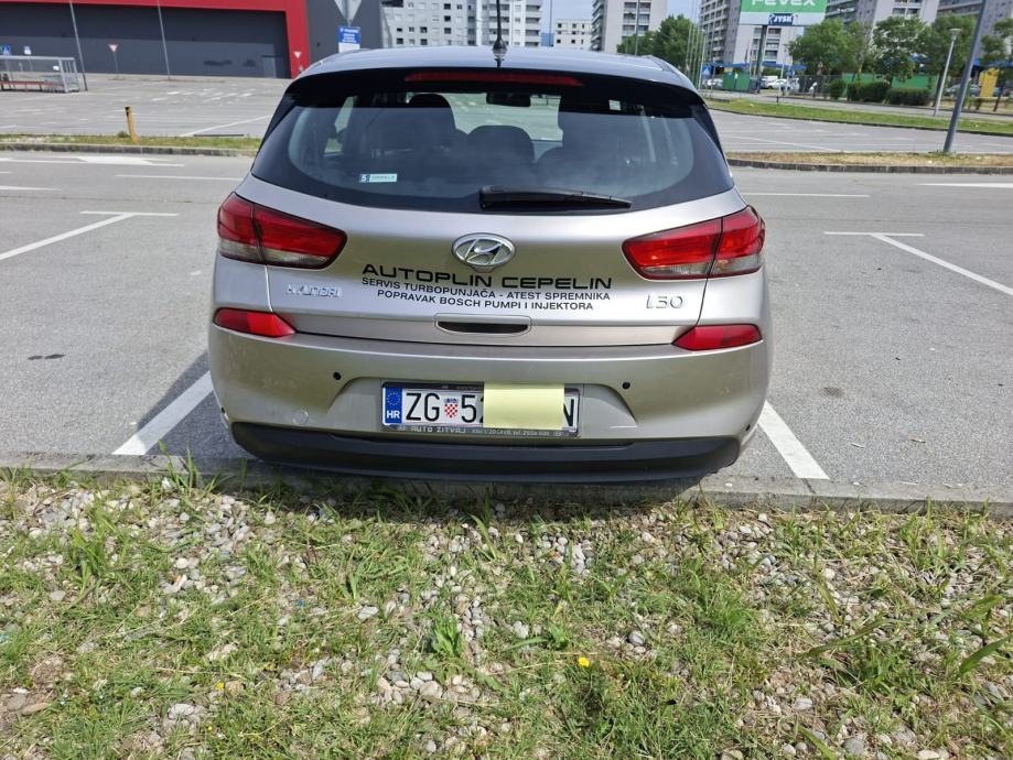 Hyundai i30 1,4 MPI, fotografija 8