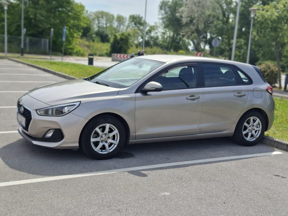 Hyundai i30 1,4 MPI, fotografija 2