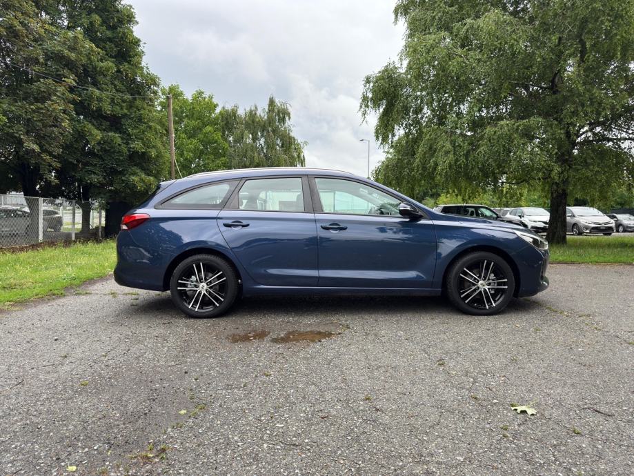 Hyundai i30 1,4 MPI-LED-TEMPOMAT-PARK. SENZORI, fotografija 6