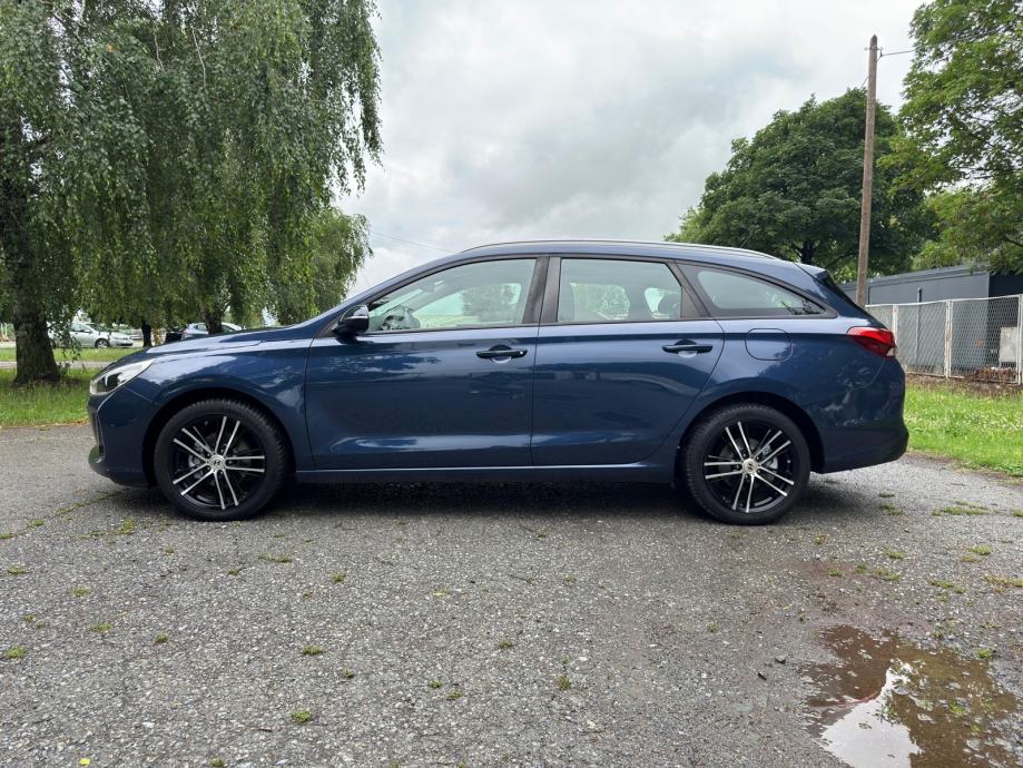 Hyundai i30 1,4 MPI-LED-TEMPOMAT-PARK. SENZORI, fotografija 2