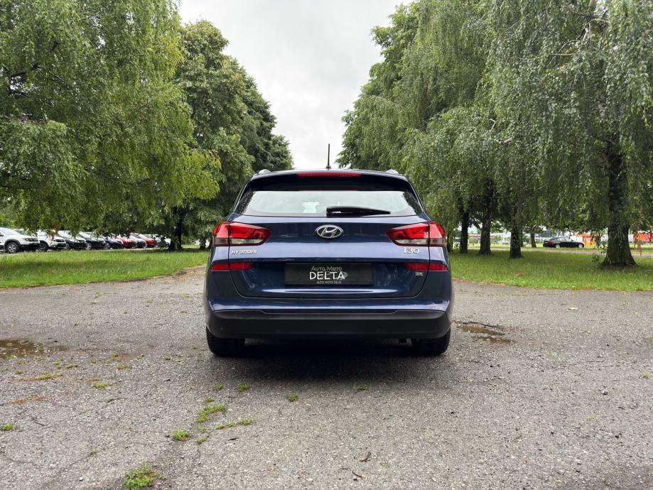 Hyundai i30 1,4 MPI-LED-TEMPOMAT-PARK. SENZORI, fotografija 4