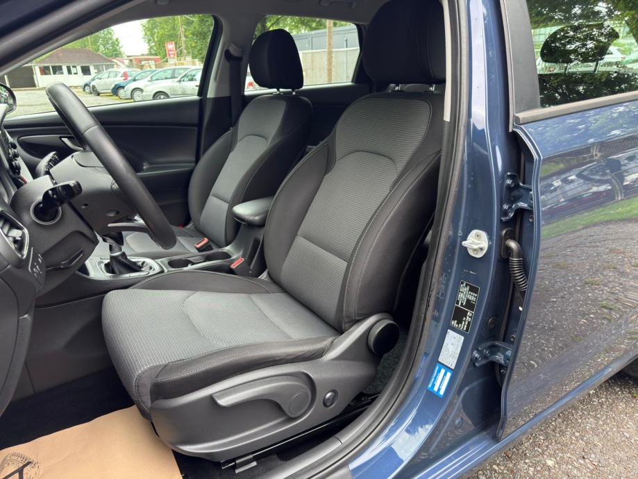 Hyundai i30 1,4 MPI-LED-TEMPOMAT-PARK. SENZORI, fotografija 10