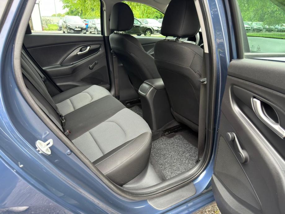 Hyundai i30 1,4 MPI-LED-TEMPOMAT-PARK. SENZORI, fotografija 19