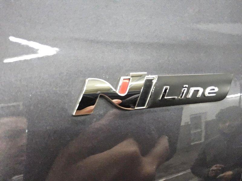 Hyundai i30 1.4 T-GDI N-Line automatik • bežično punjenje • navigacija, fotografija 11
