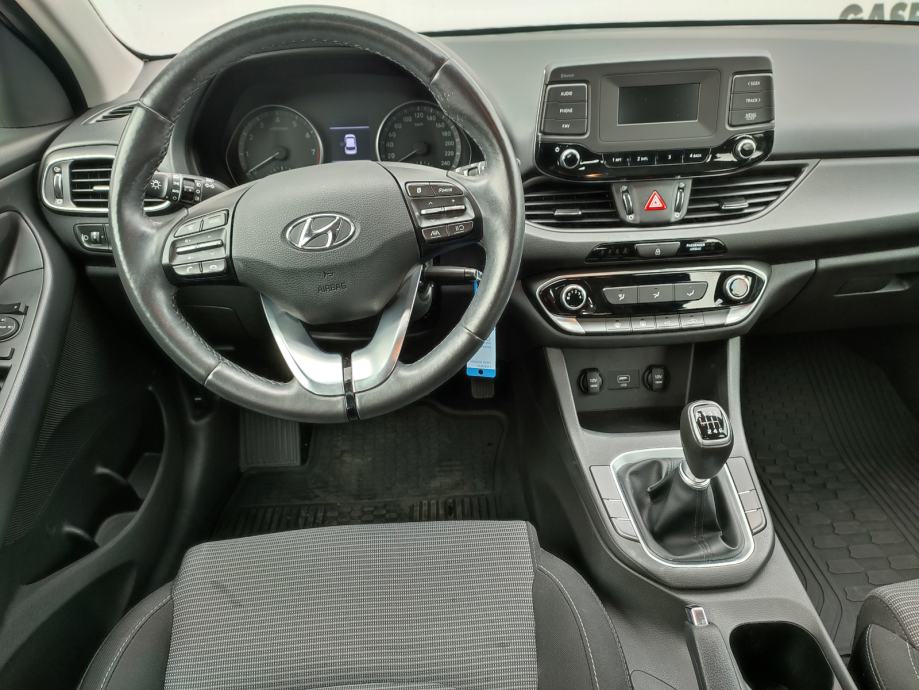 Stilvolle Hyundai I30 Trend Ausstattung Ebenbild